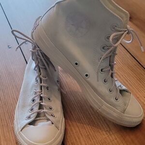Converse All Stars Baby Blue High Top Sneakers Size 8 1/2 Ladies